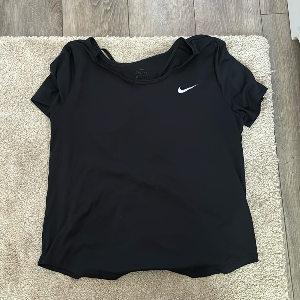 Nike workout top